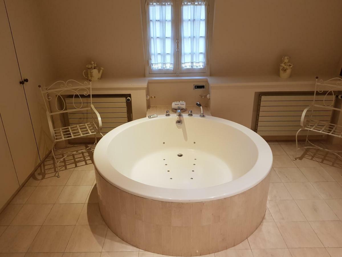 Le Prieure De Vernelle Villa Grégy-sur-Yerres Buitenkant foto